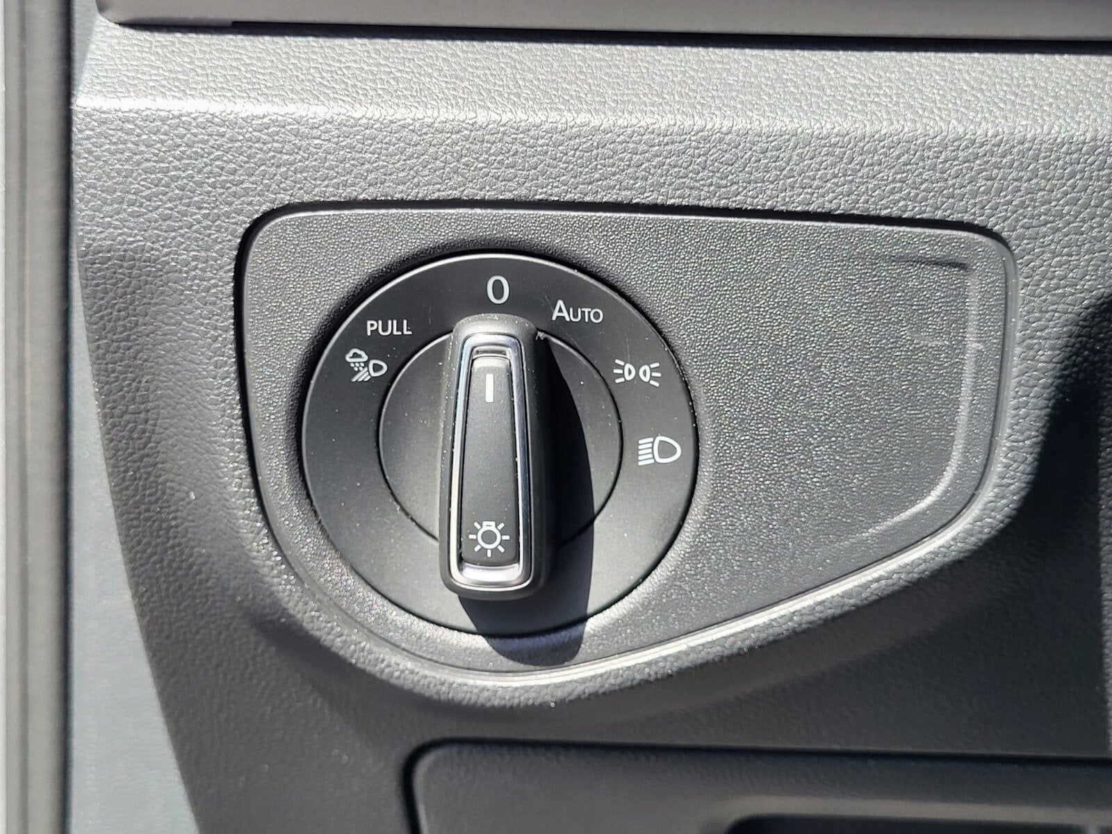 2020 Volkswagen Atlas Cross Sport 2.0T SEL