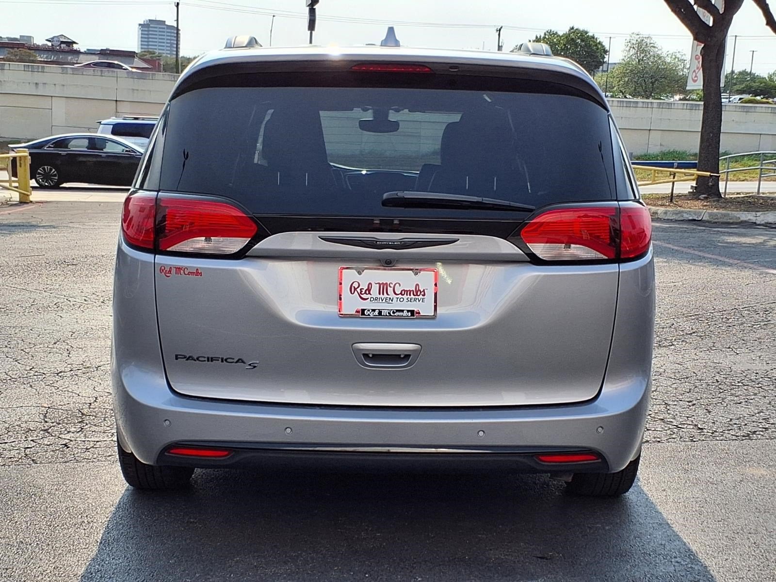2020 Chrysler Pacifica Touring L
