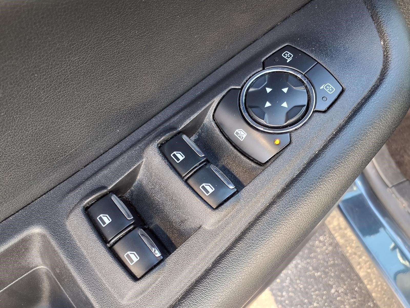 2023 Ford Edge SE