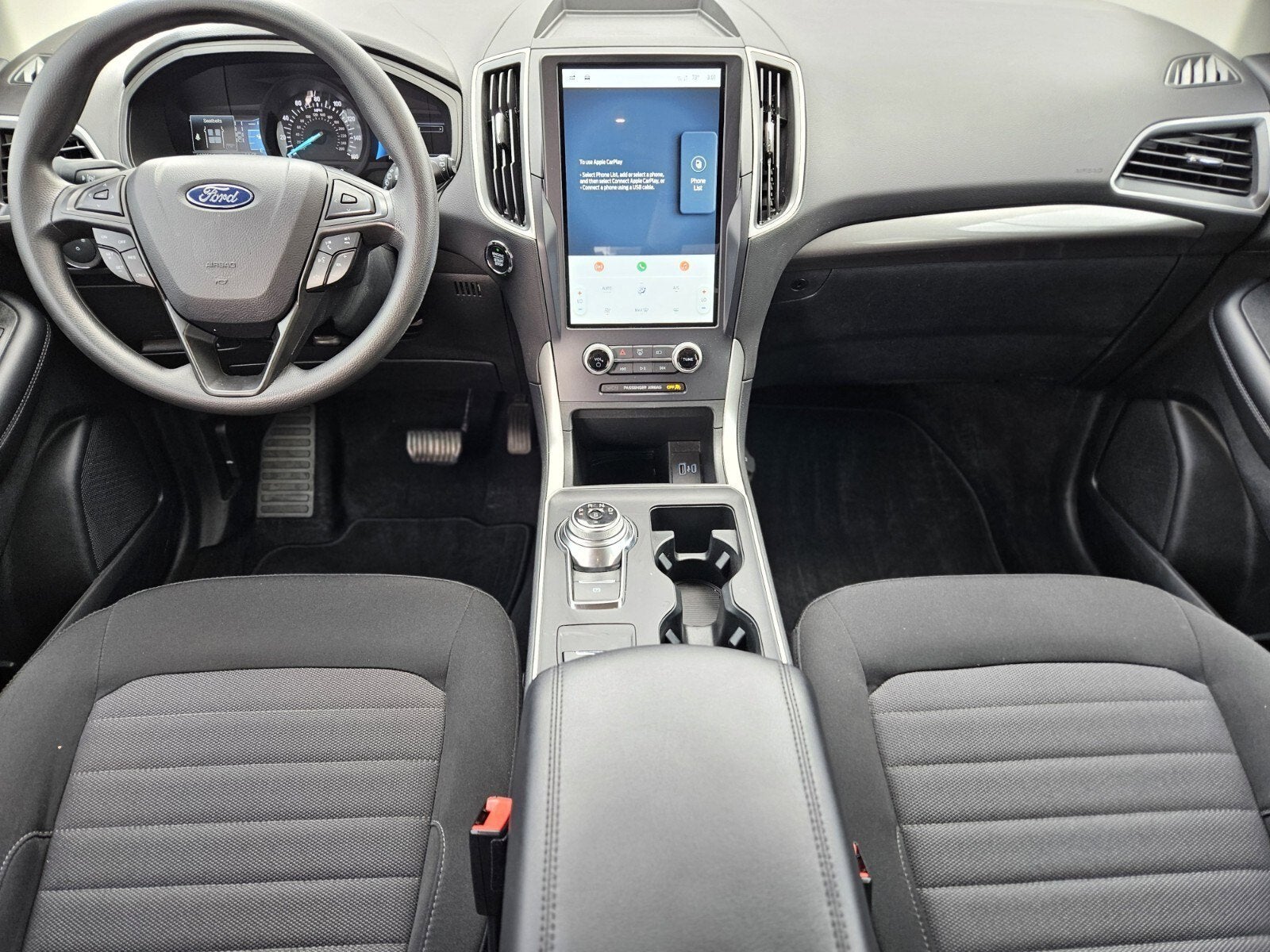2024 Ford Edge SE