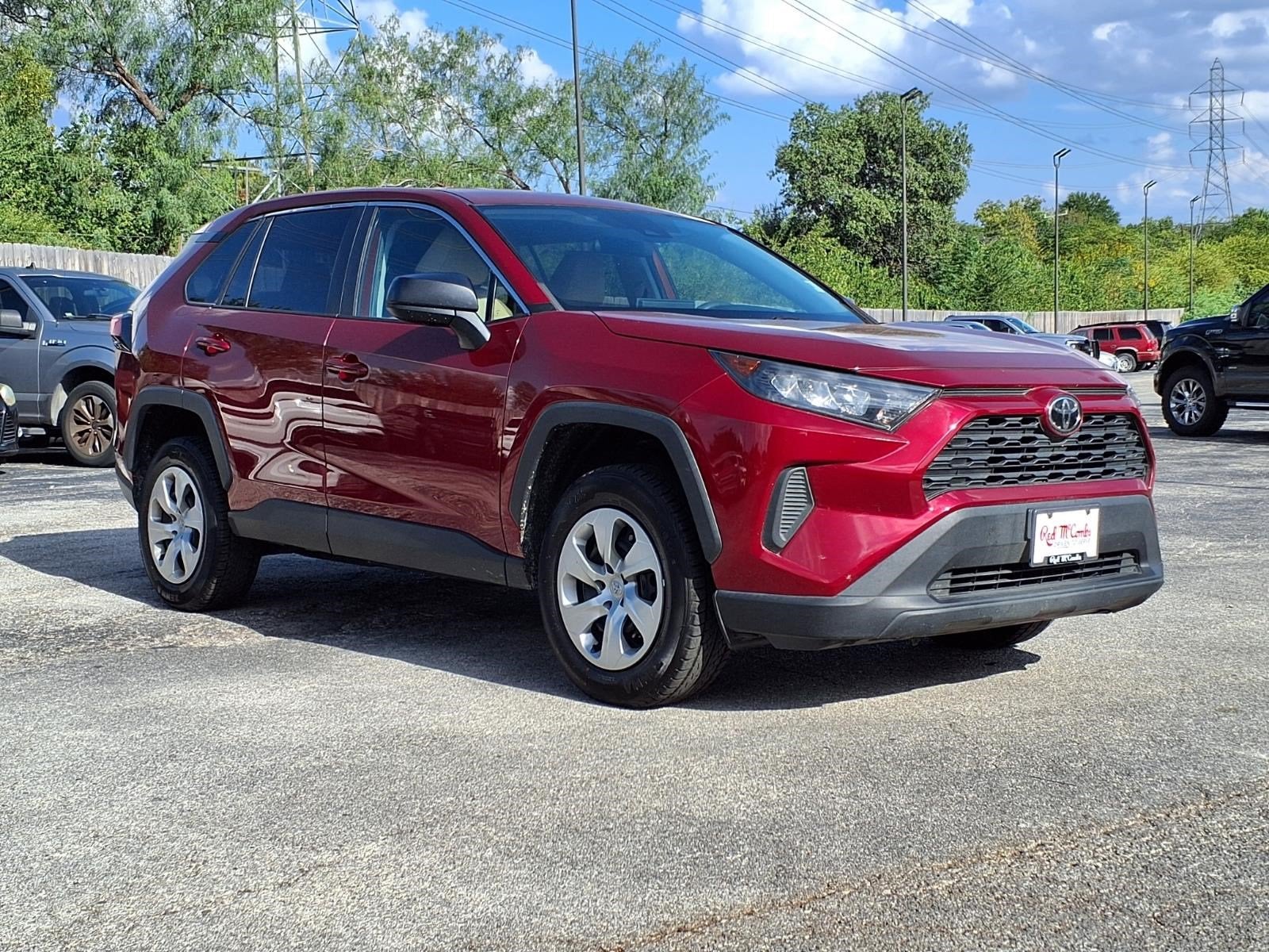 2022 Toyota RAV4 LE