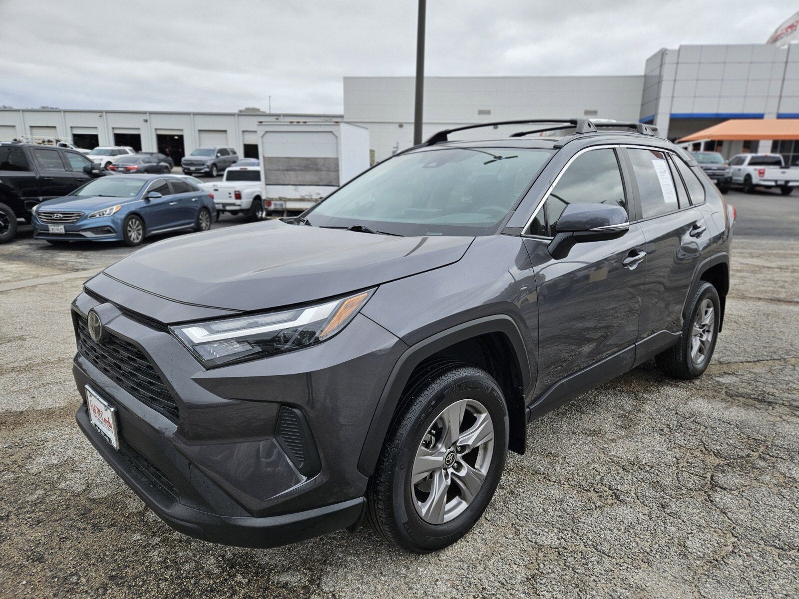 2023 Toyota RAV4 XLE