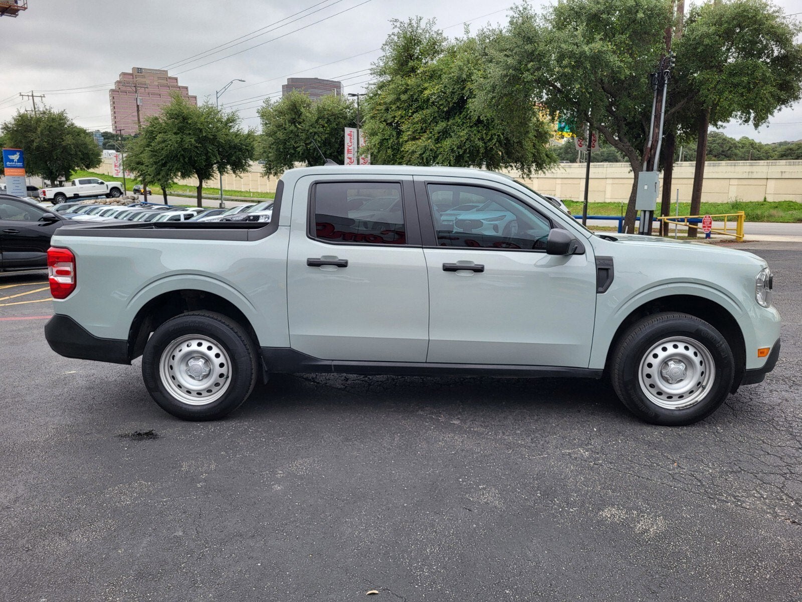 2024 Ford Maverick XL