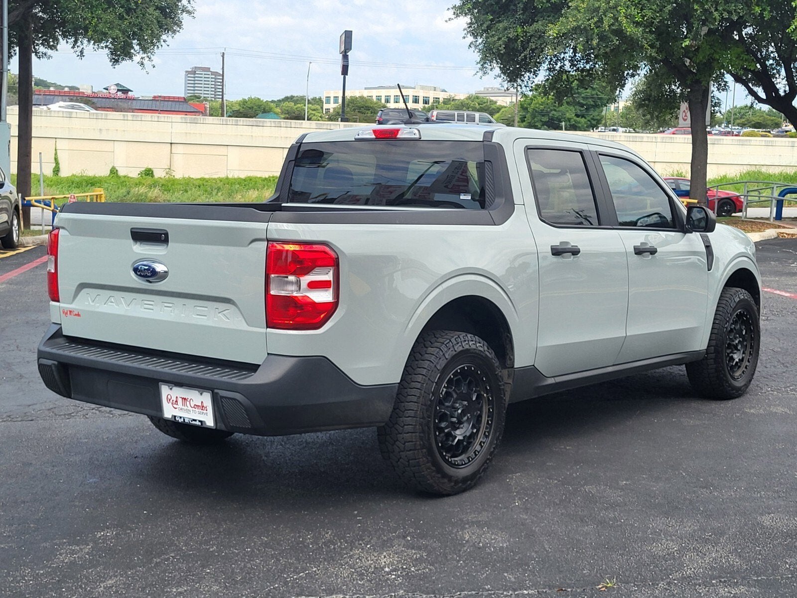 2022 Ford Maverick XL