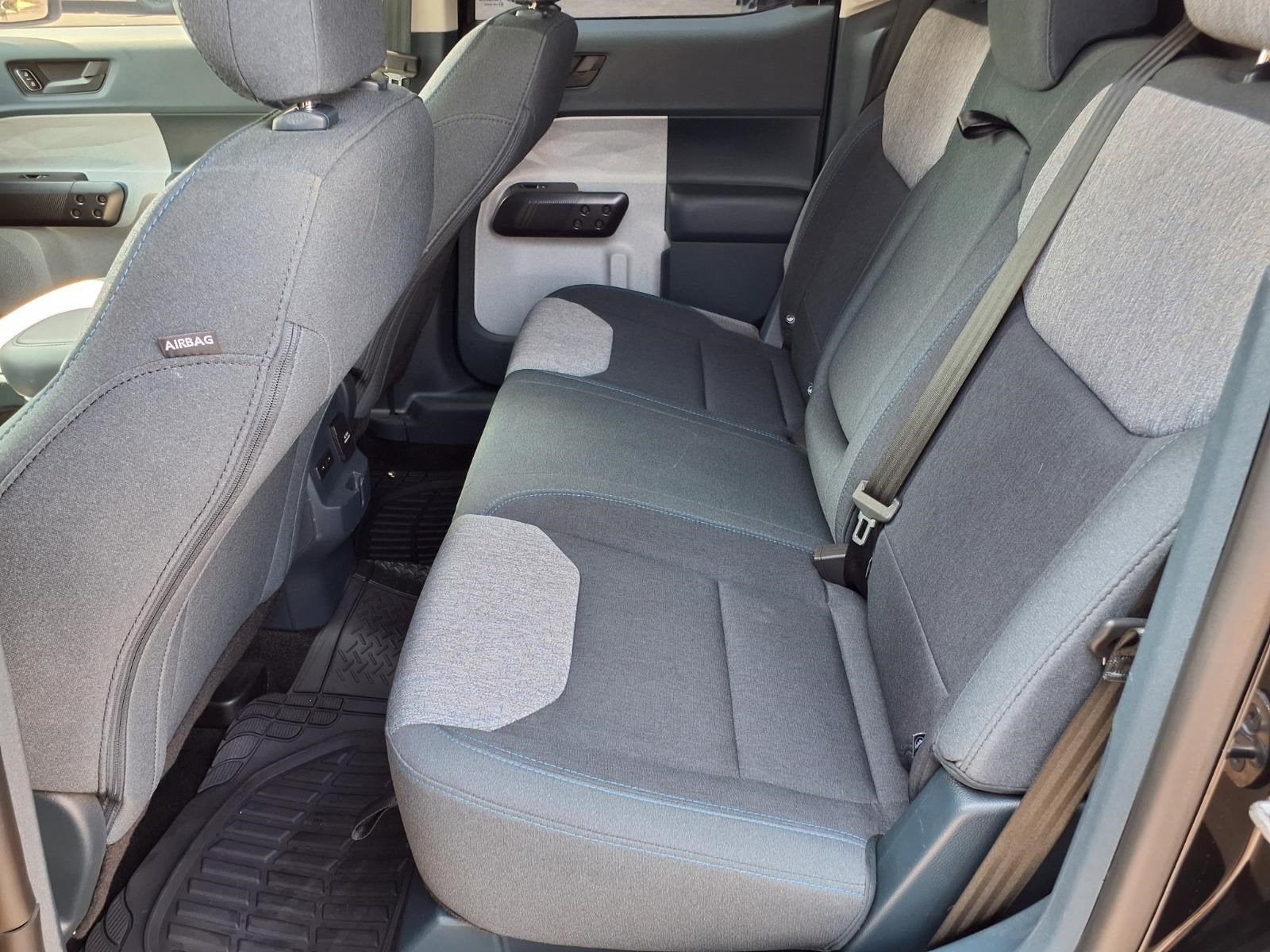 2025 Ford Maverick XLT - Photo 11