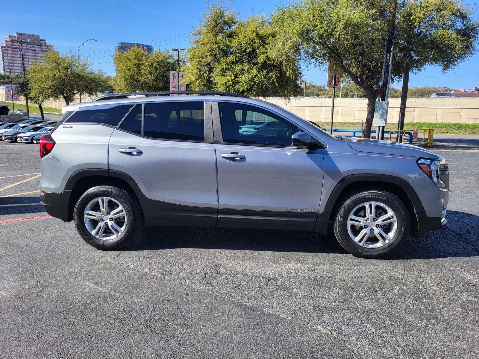 2023 GMC Terrain SLE