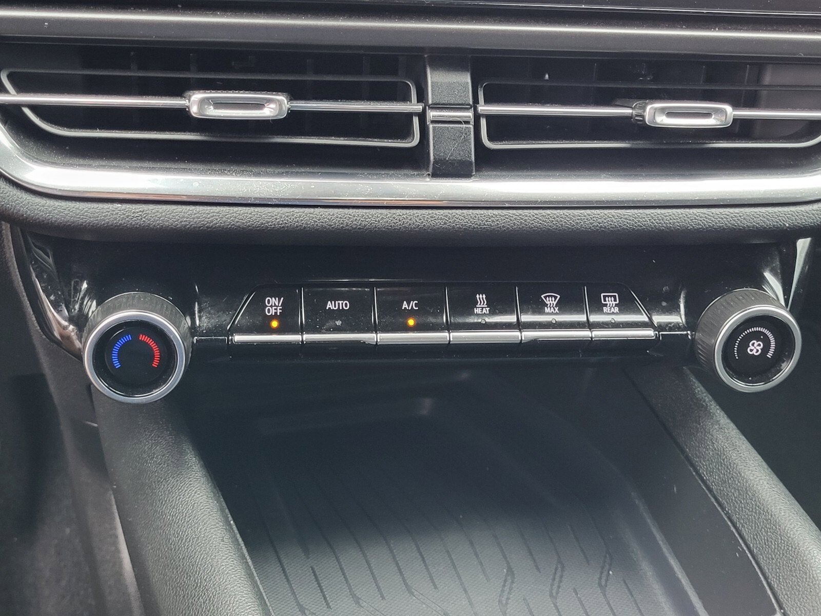 2025 Chevrolet Equinox EV LT1 w/PCY