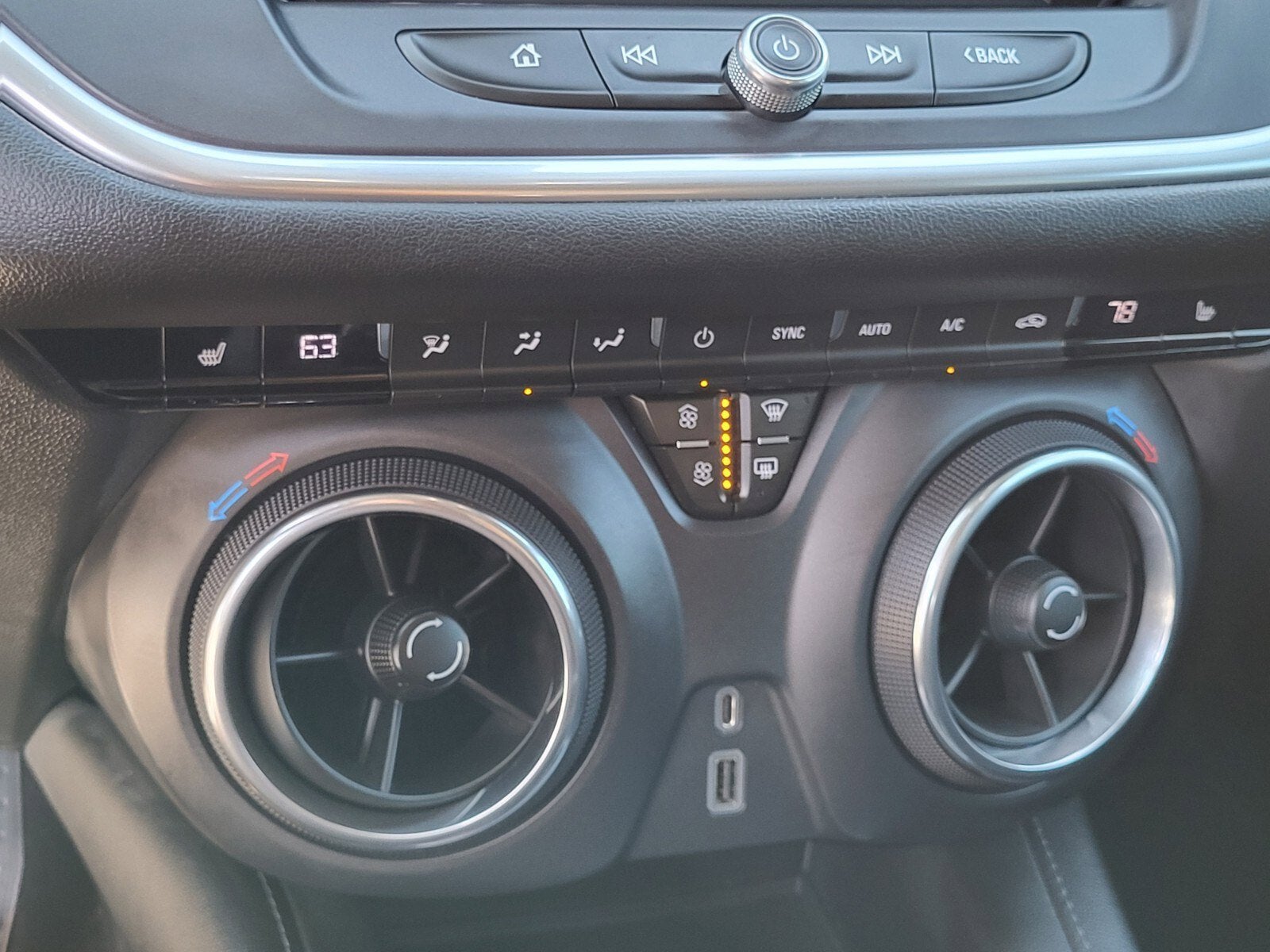 2019 Chevrolet Blazer 4DR FWD LT