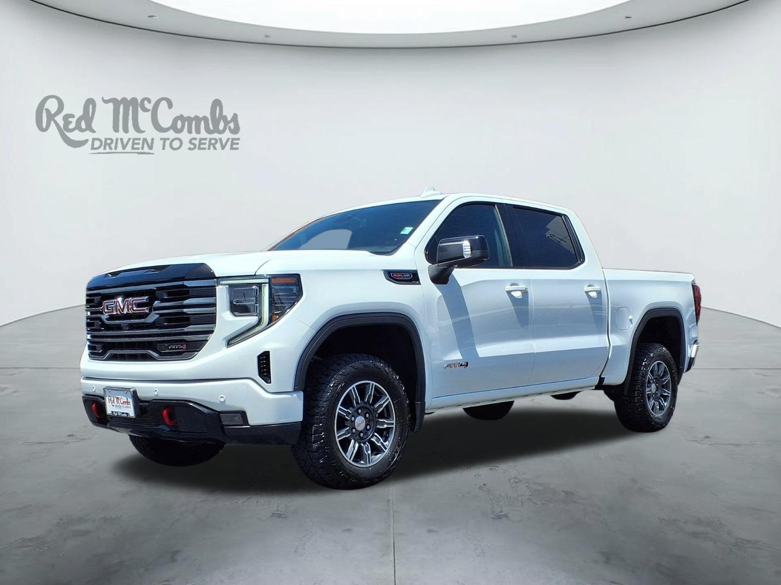 2025 GMC Sierra 1500 AT4