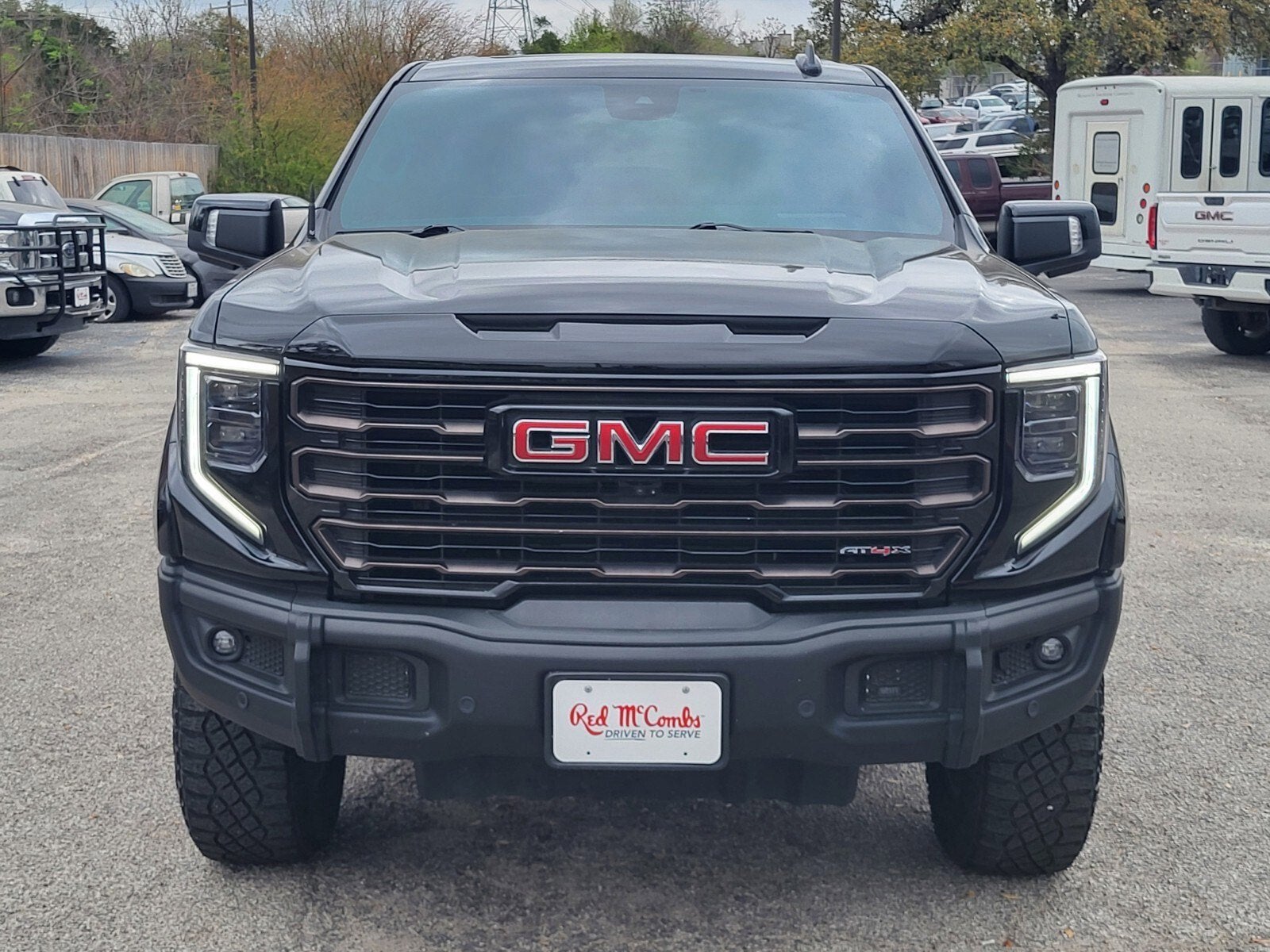 2024 GMC Sierra 1500 AT4X