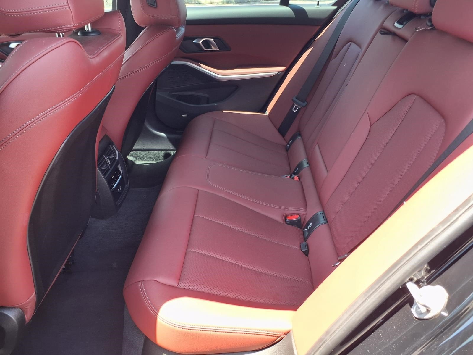 2024 BMW 3 Series 330i