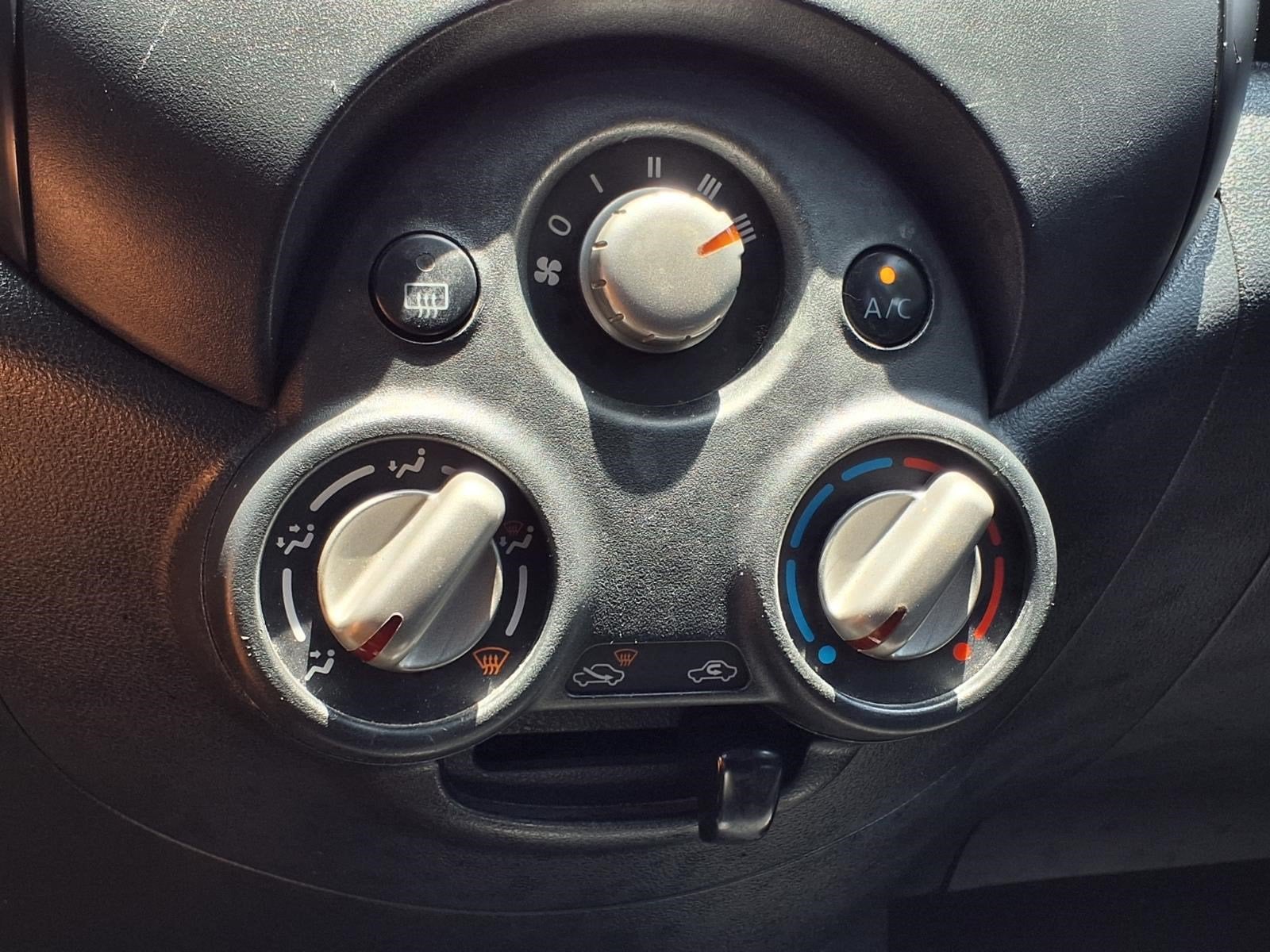 2013 Nissan Versa S Plus