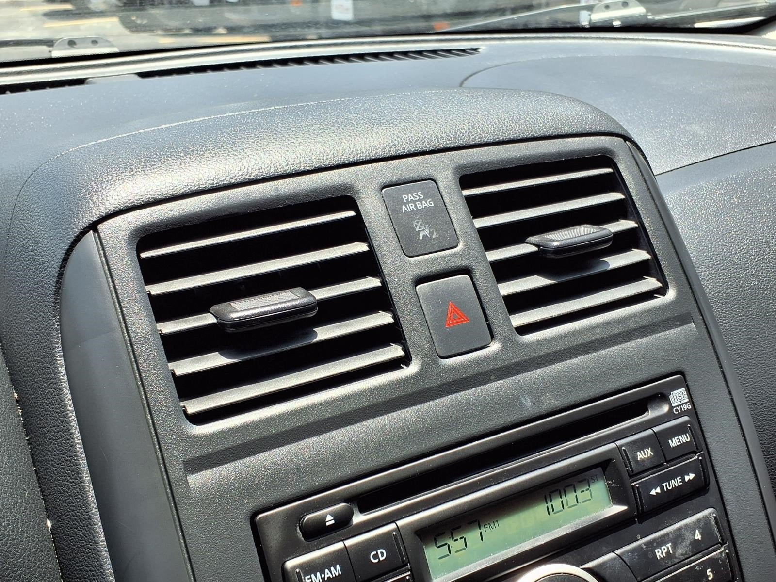 2013 Nissan Versa S Plus
