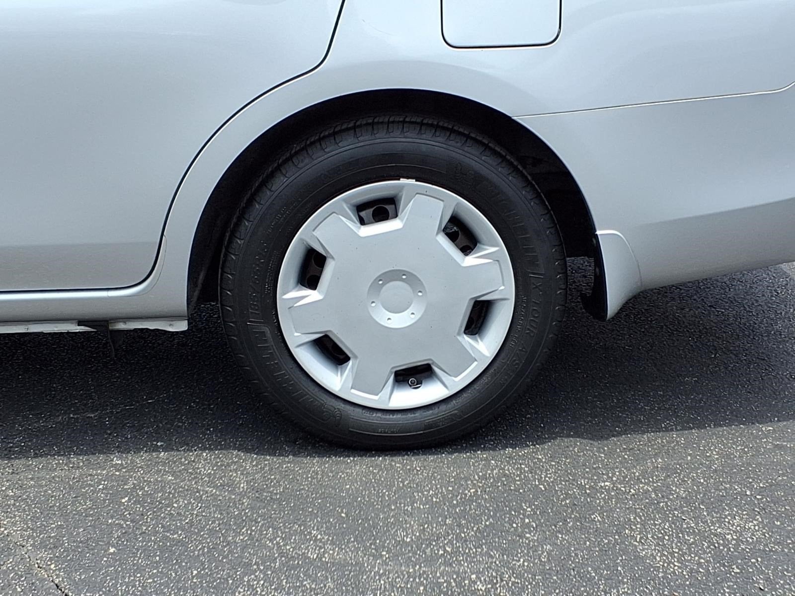 2013 Nissan Versa S Plus