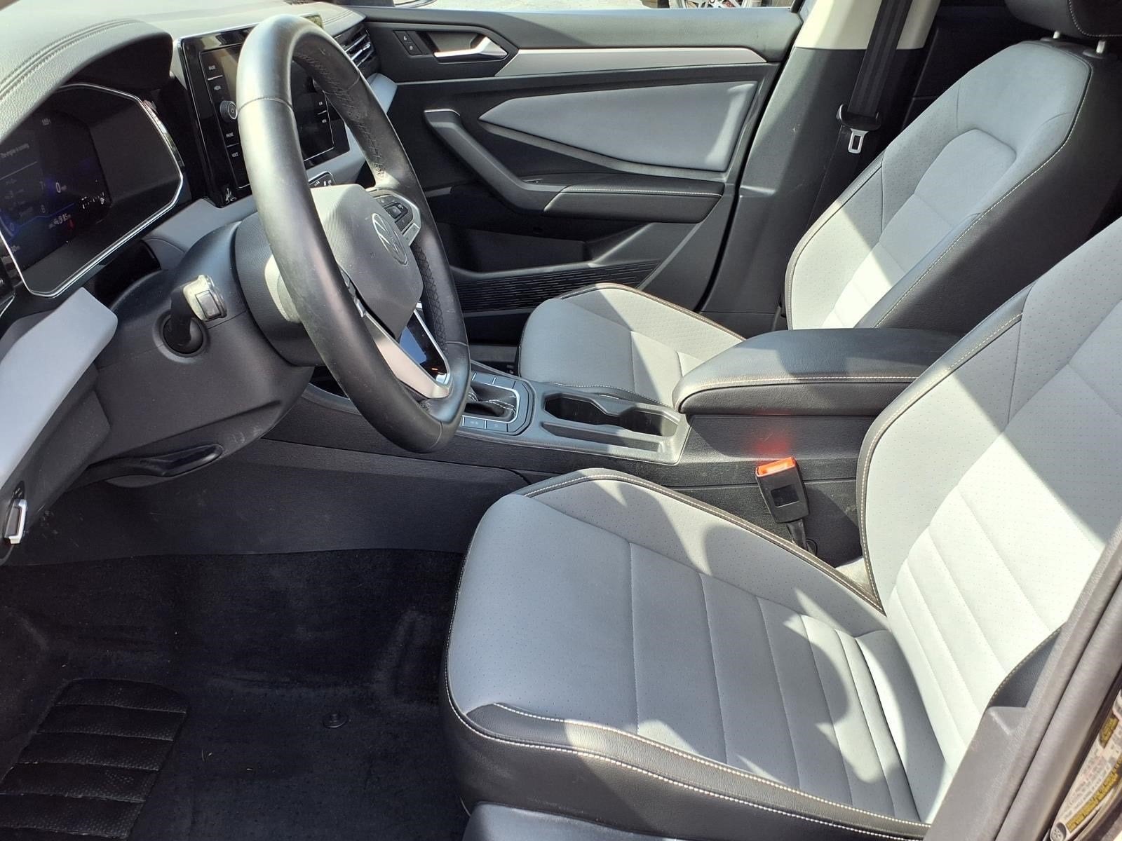 2025 Volkswagen Jetta SE