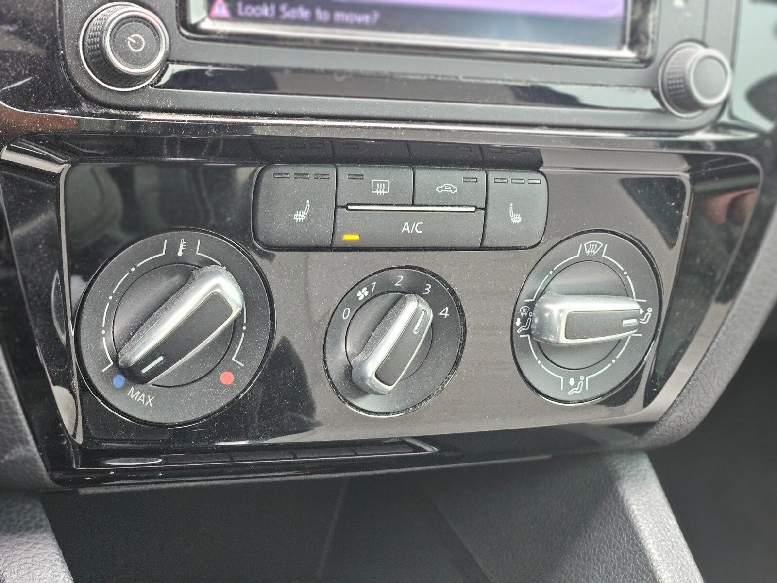 2016 Volkswagen Jetta 1.8T Sport