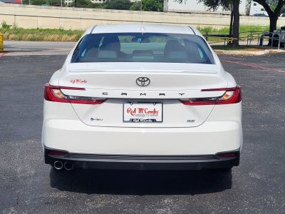 2025 Toyota Camry LE