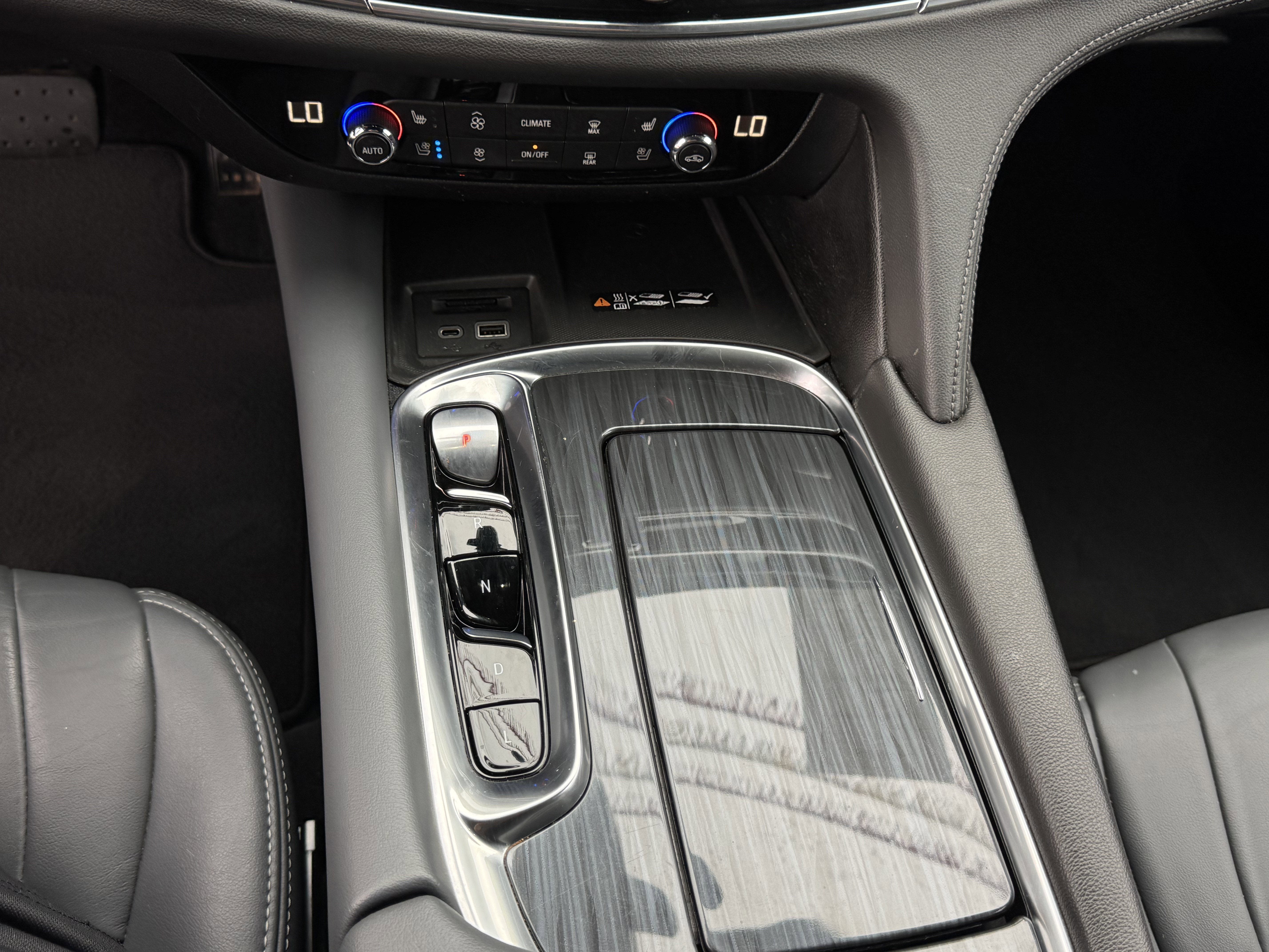 2024 Buick Enclave Premium