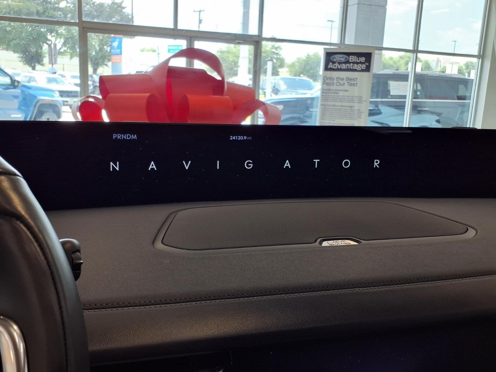 2025 Lincoln Navigator Reserve