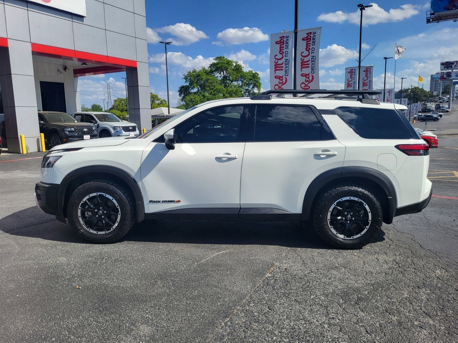 2025 Nissan Pathfinder Rock Creek