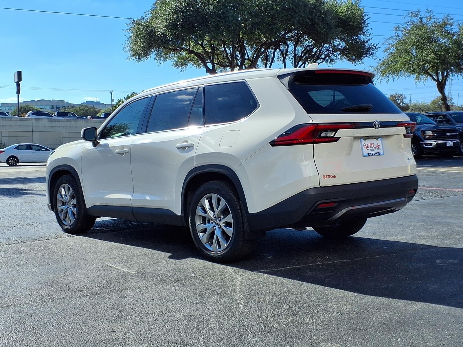 2024 Toyota Grand Highlander Base
