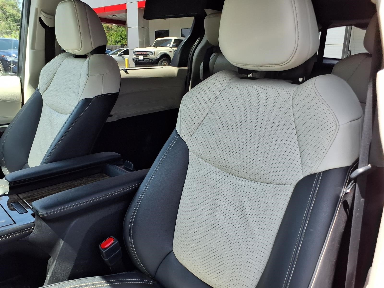 2025 Toyota Sienna Limited