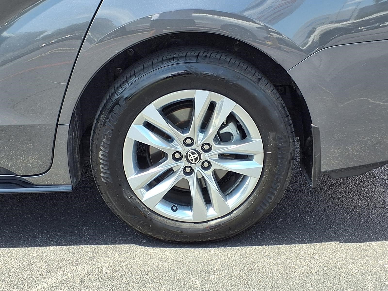 2025 Toyota Sienna Limited