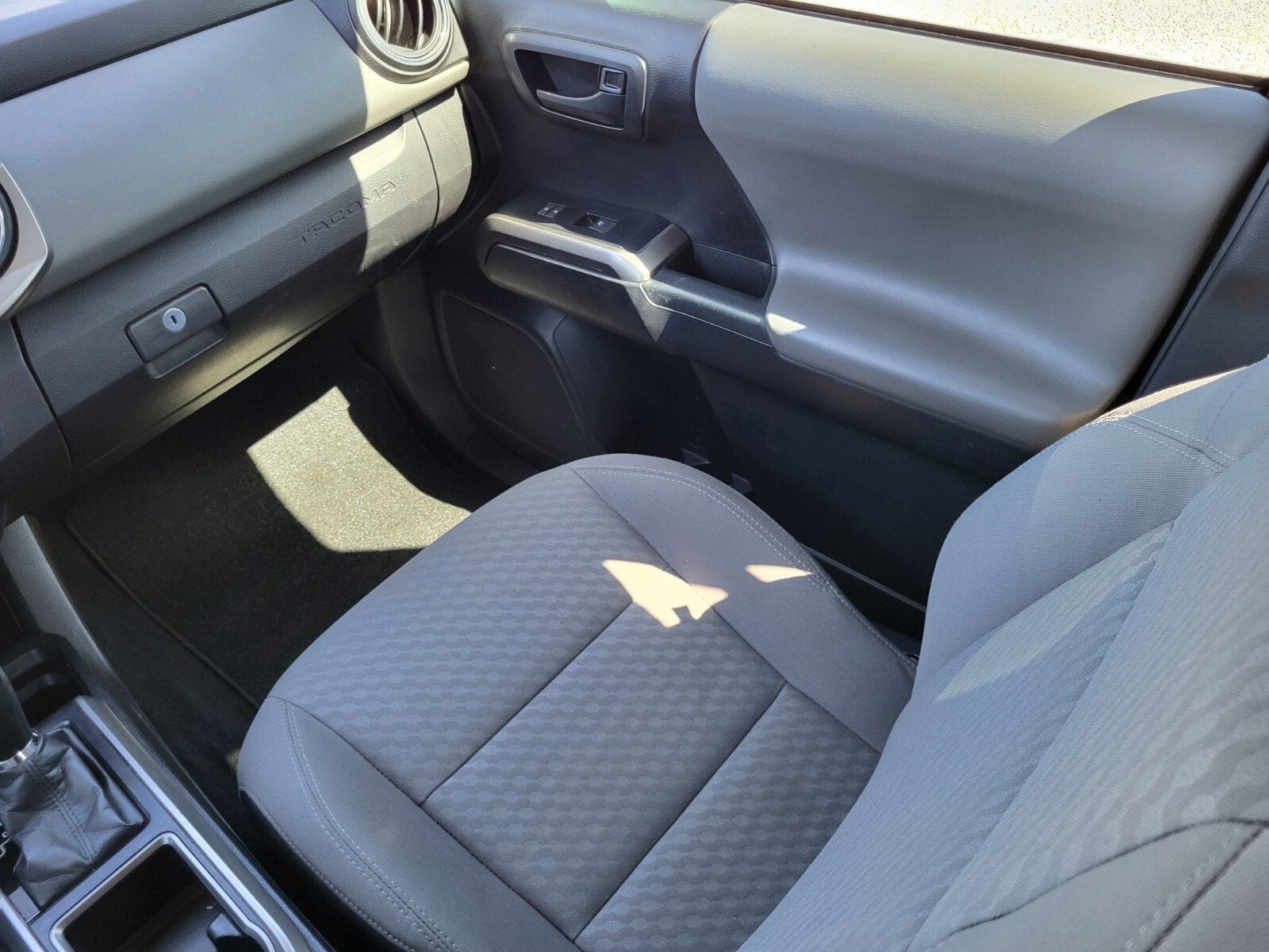 2020 Toyota Tacoma 2WD SR5