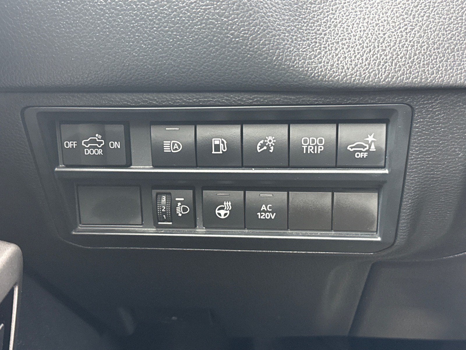 2023 Toyota Tundra 4WD Limited Hybrid