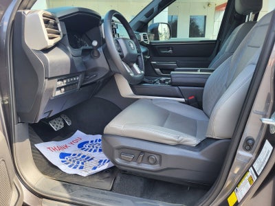 2025 Toyota Tundra 4WD SR5