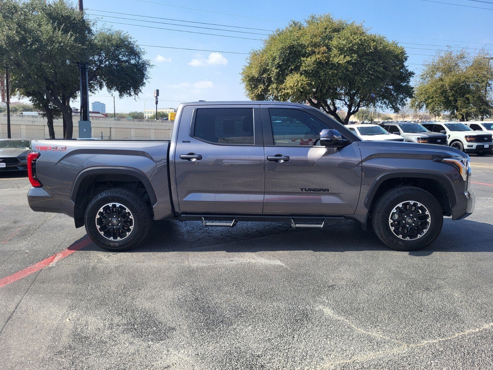 2025 Toyota Tundra 4WD SR5