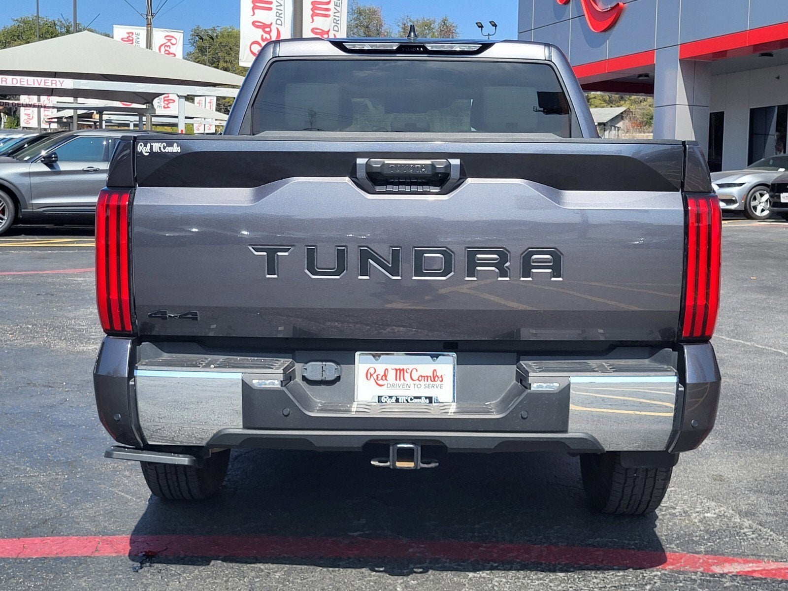 2025 Toyota Tundra 4WD SR5