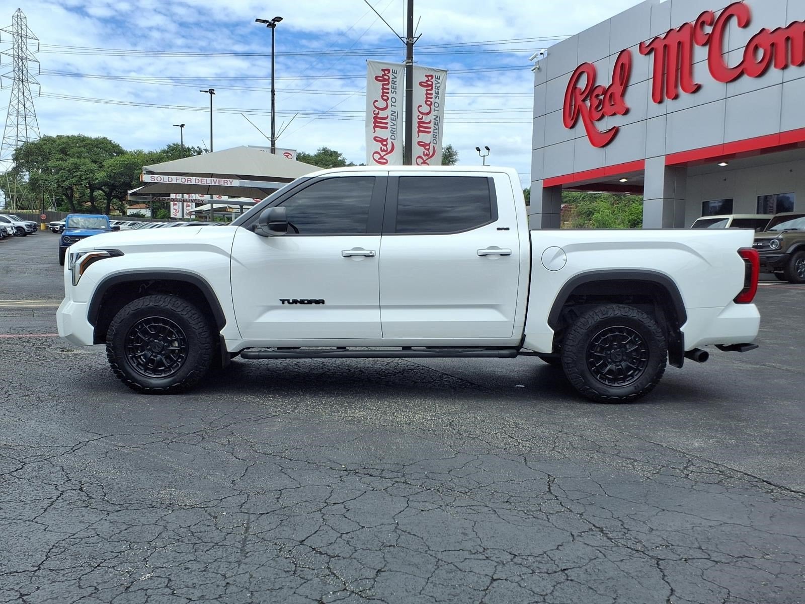 2025 Toyota Tundra 4WD SR5