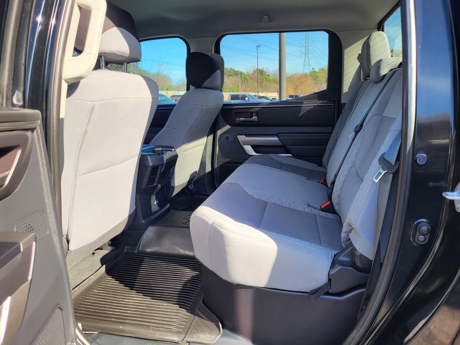 2023 Toyota Tundra 4WD SR5