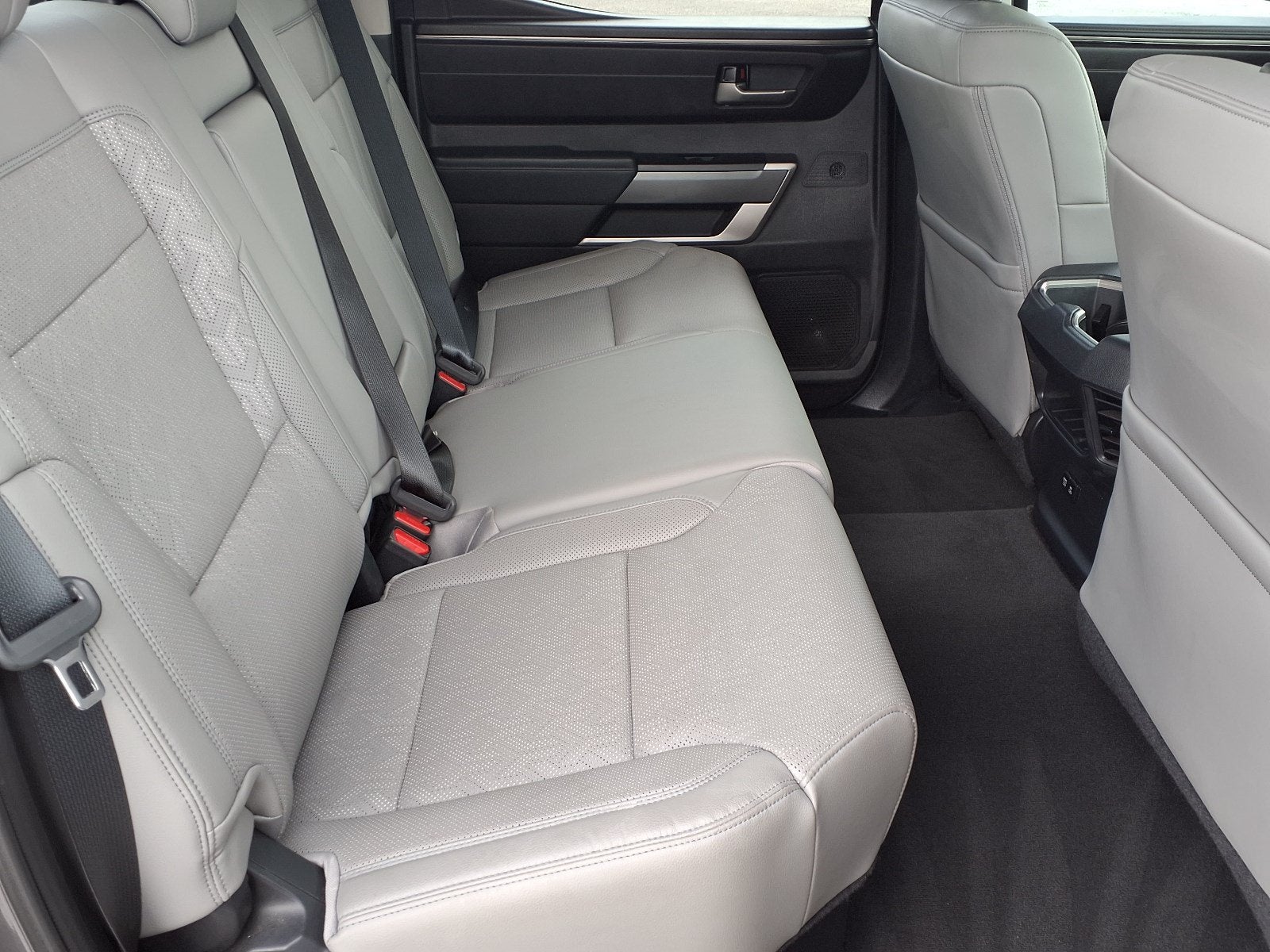 2024 Toyota Tundra 4WD SR5