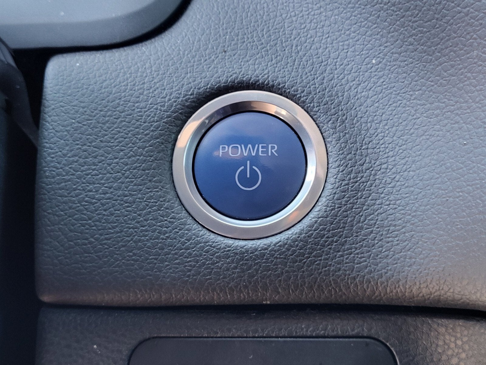 2023 Toyota Sequoia SR5