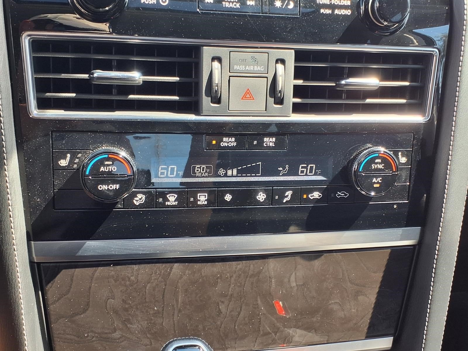 2024 INFINITI QX80 LUXE