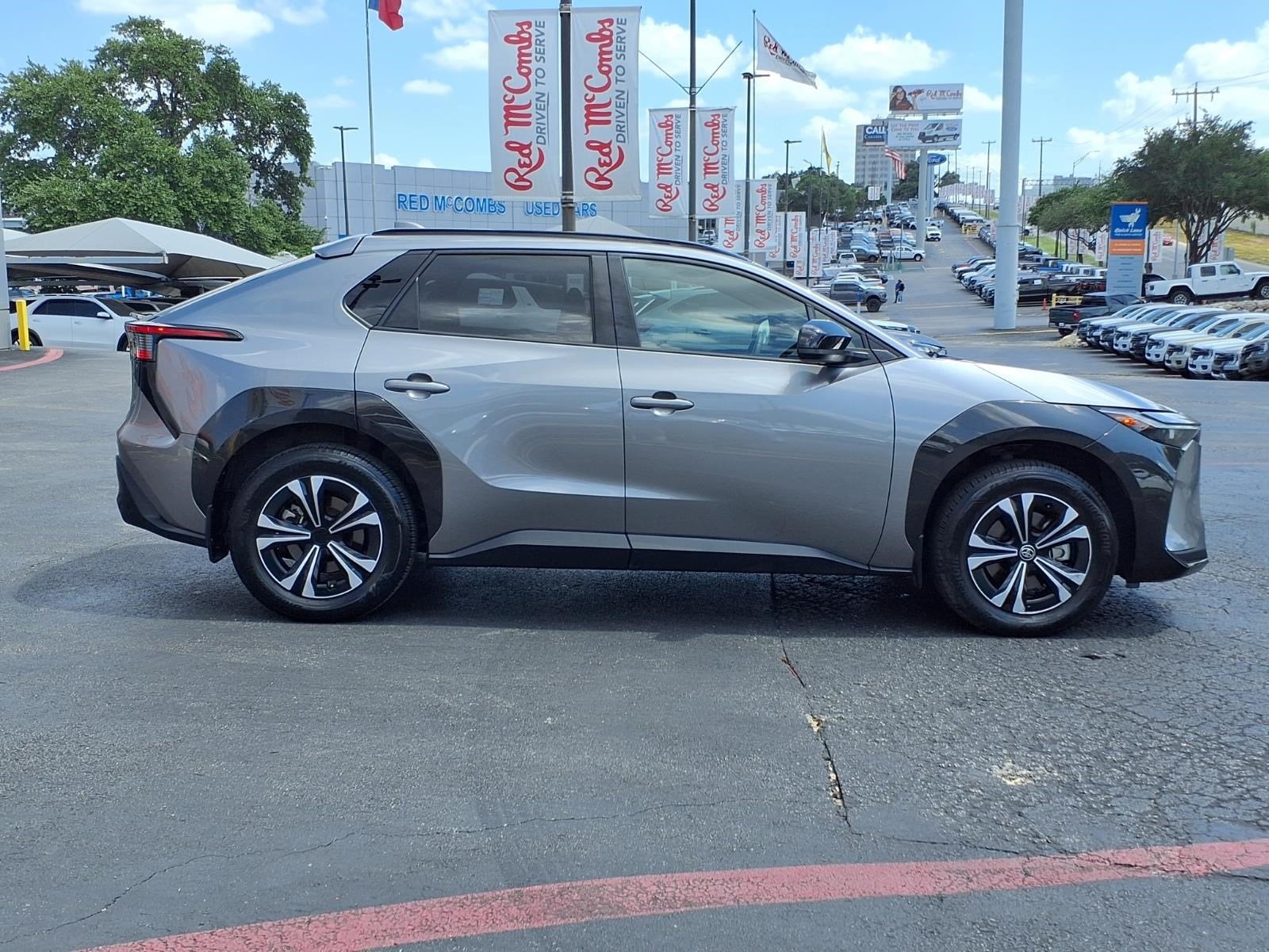 2024 Toyota bZ4X Limited