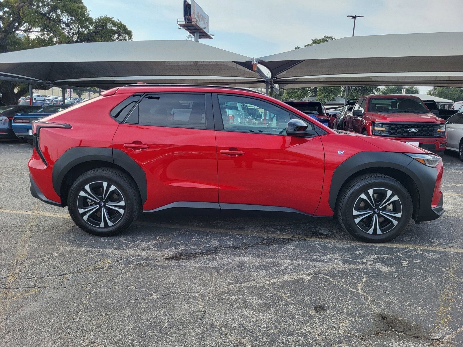 2025 Subaru Solterra Premium