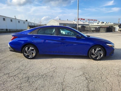2025 Hyundai Elantra SEL Convenience
