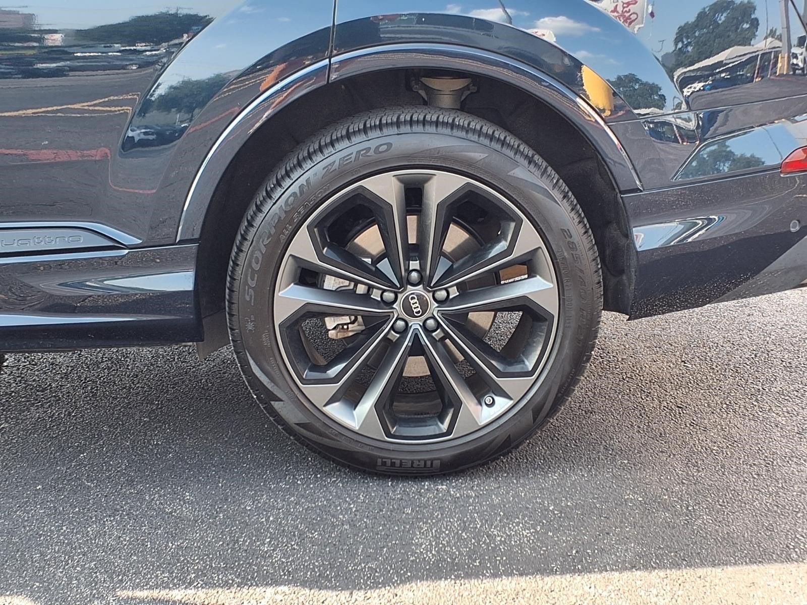 2025 Audi Q7 Premium Plus