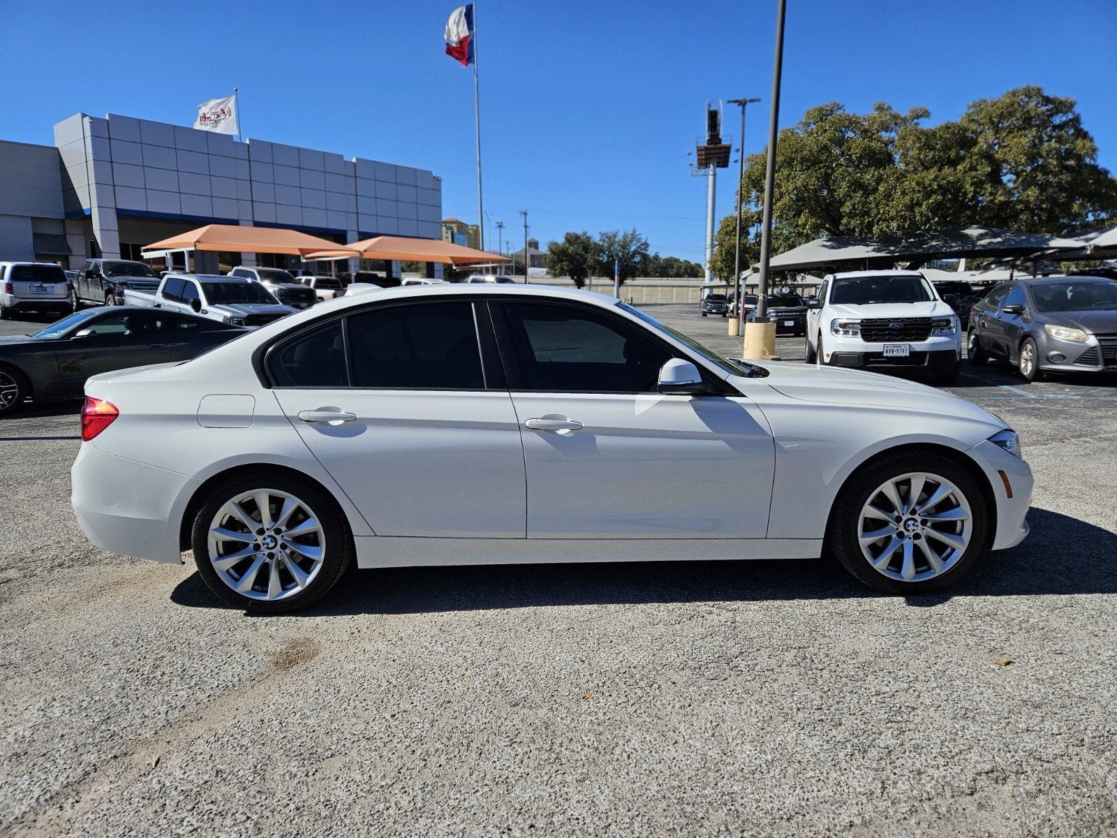 2018 BMW 3 Series 320i