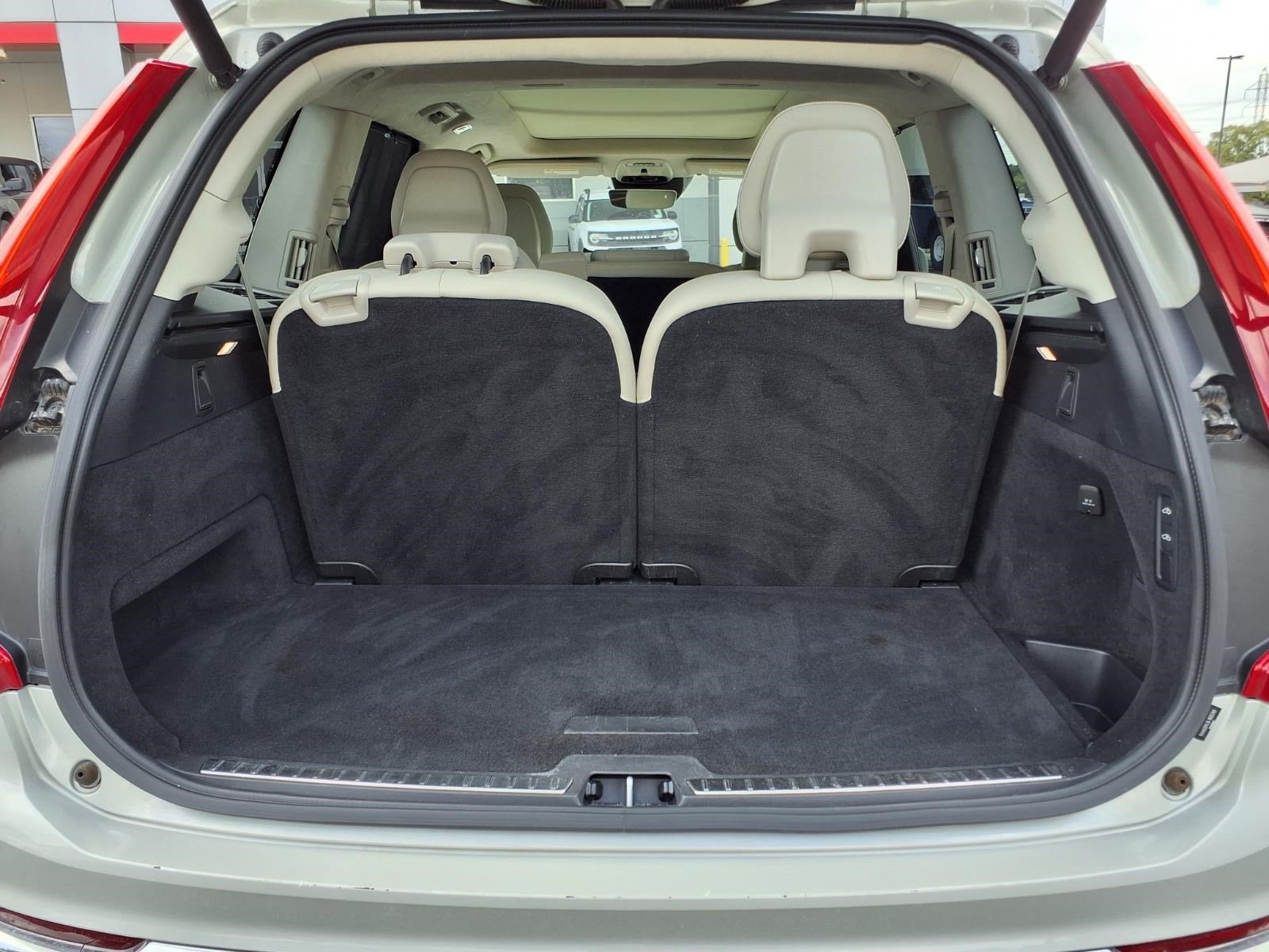 2020 Volvo XC90 Inscription