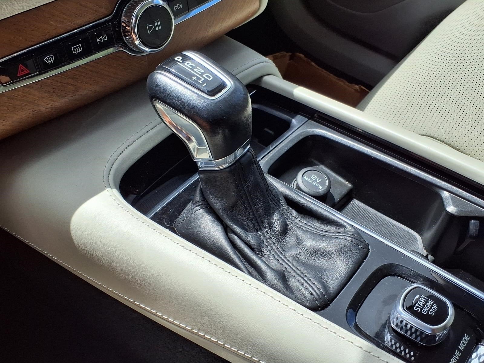 2020 Volvo XC90 Inscription