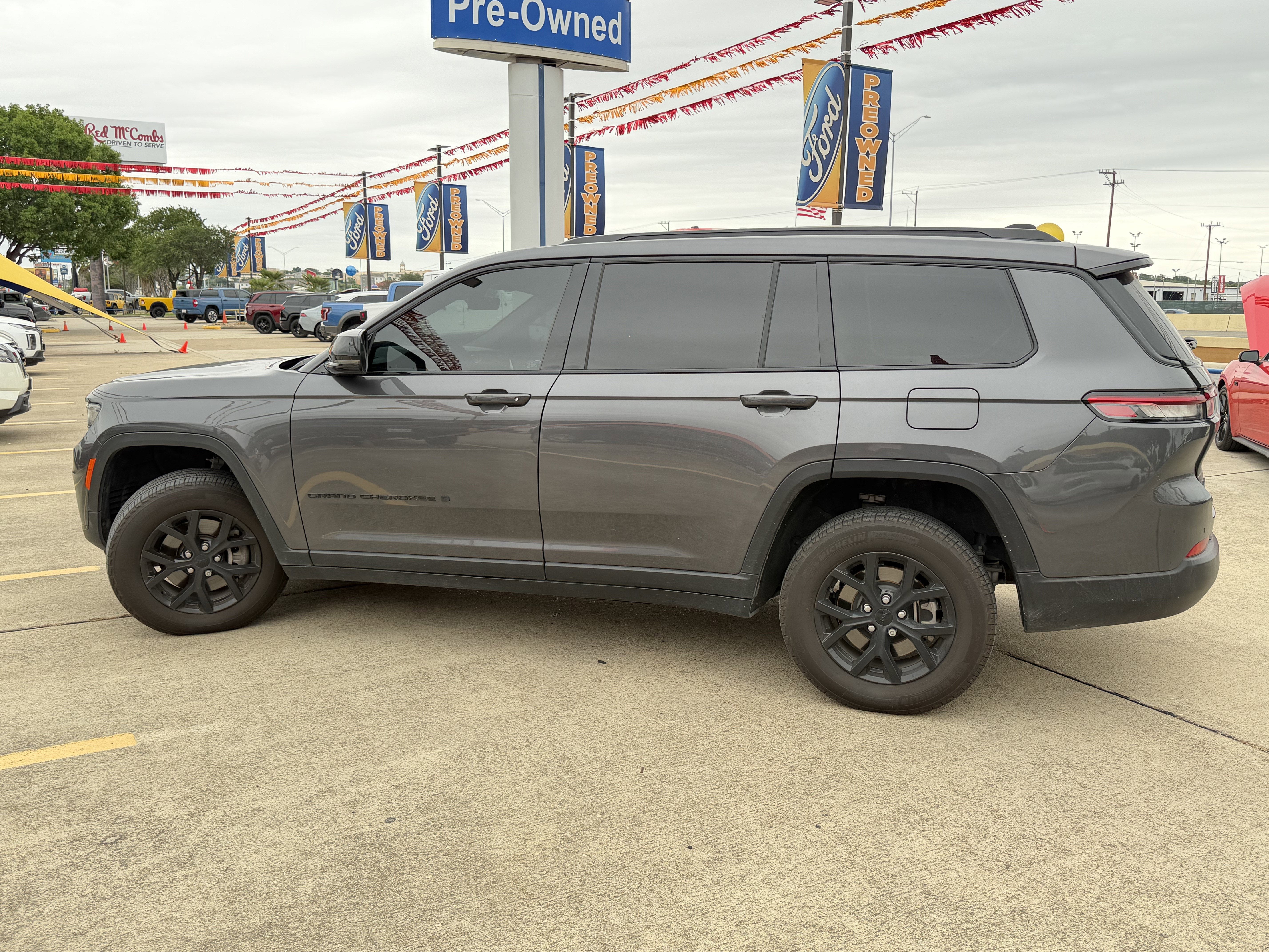 2025 Jeep Grand Cherokee L Laredo
