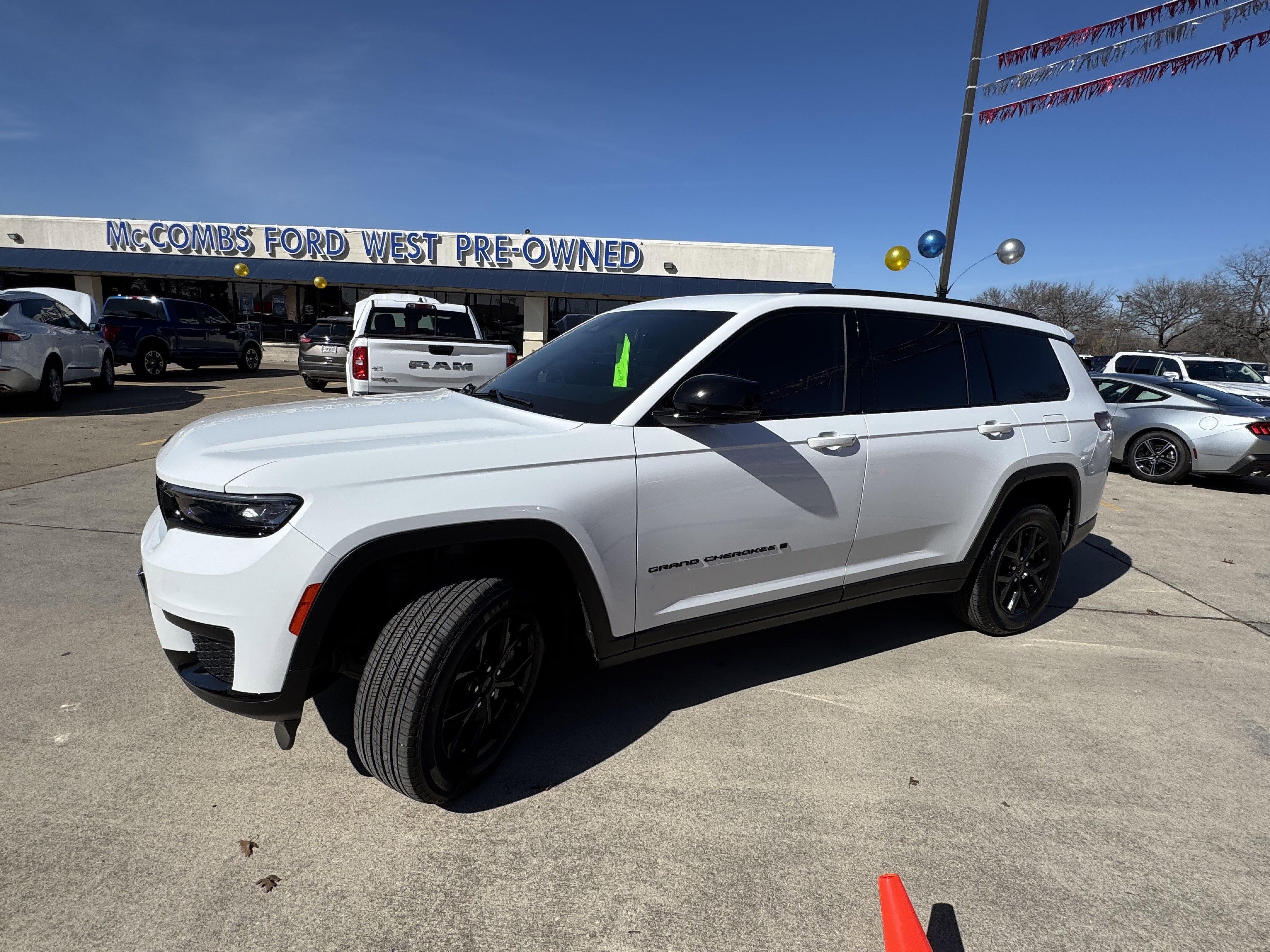 2025 Jeep Grand Cherokee L Laredo