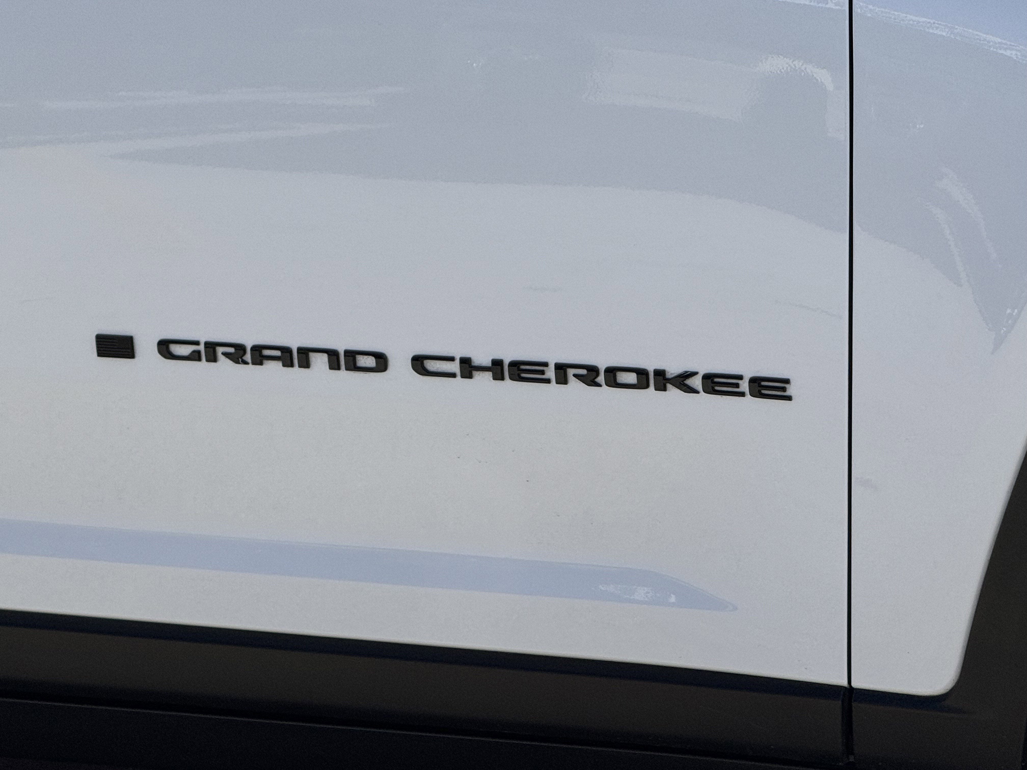 2025 Jeep Grand Cherokee L Laredo