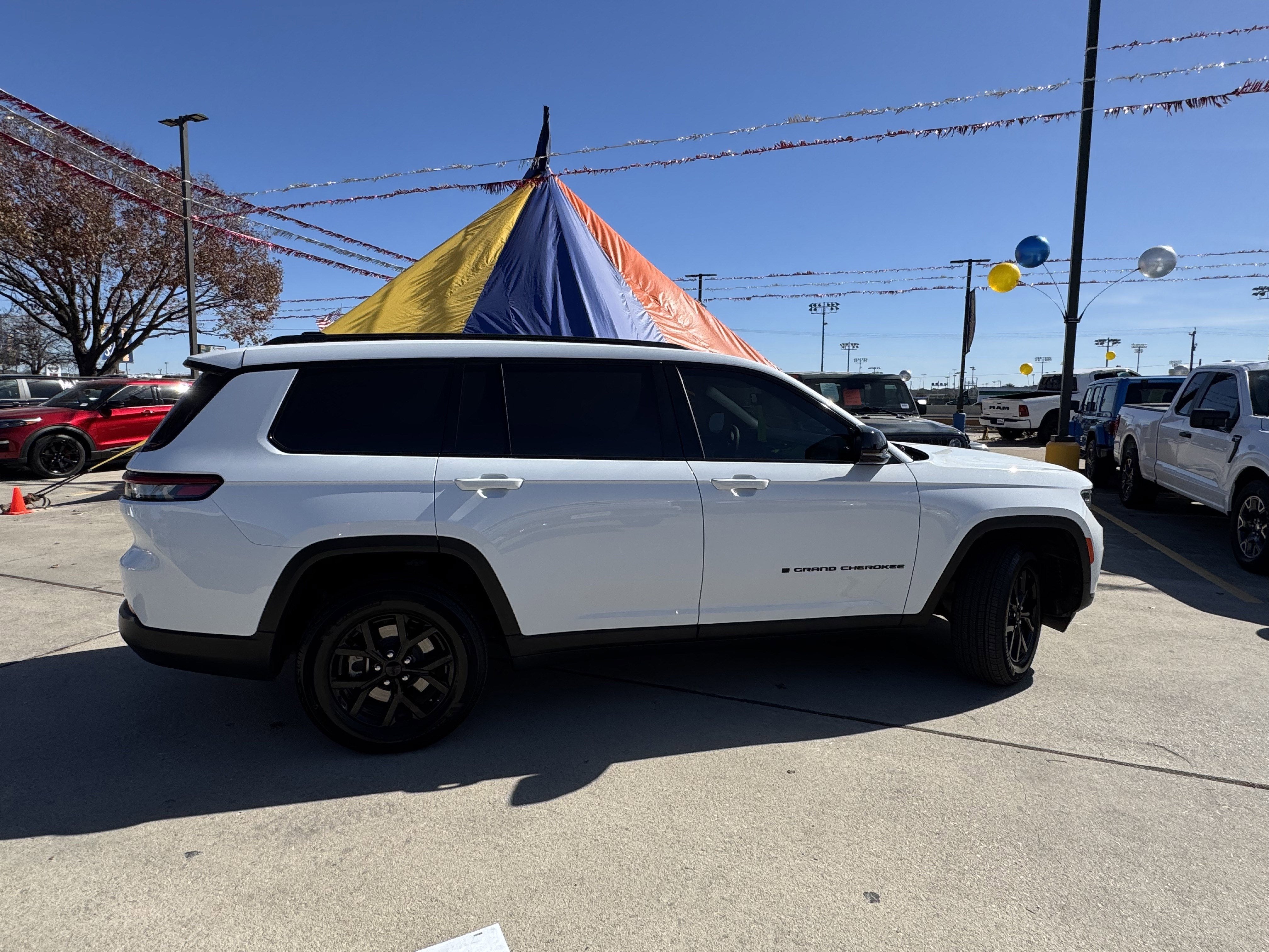 2025 Jeep Grand Cherokee L Laredo