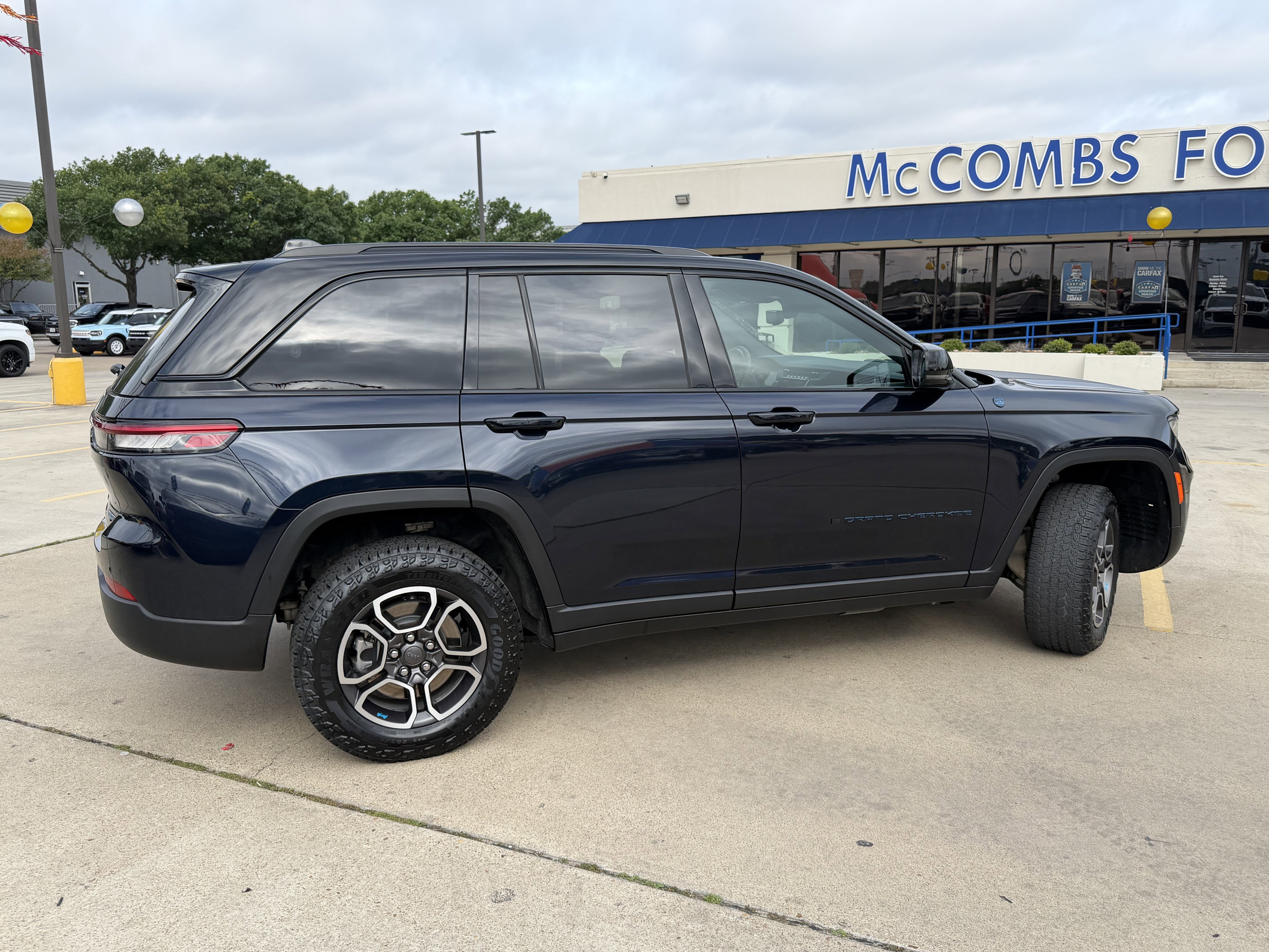 2022 Jeep Grand Cherokee 4xe Trailhawk