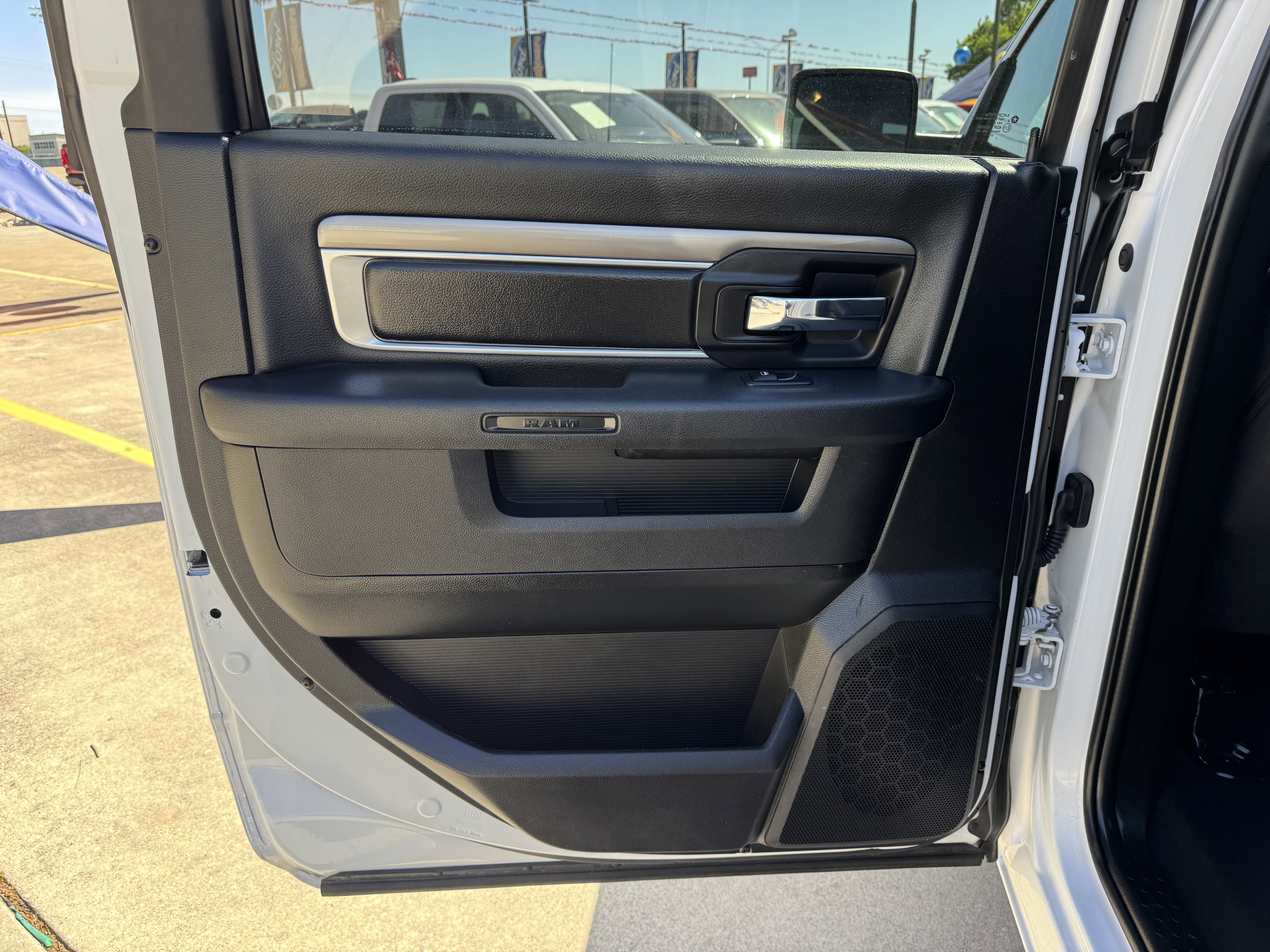 2024 RAM 1500 Classic SLT